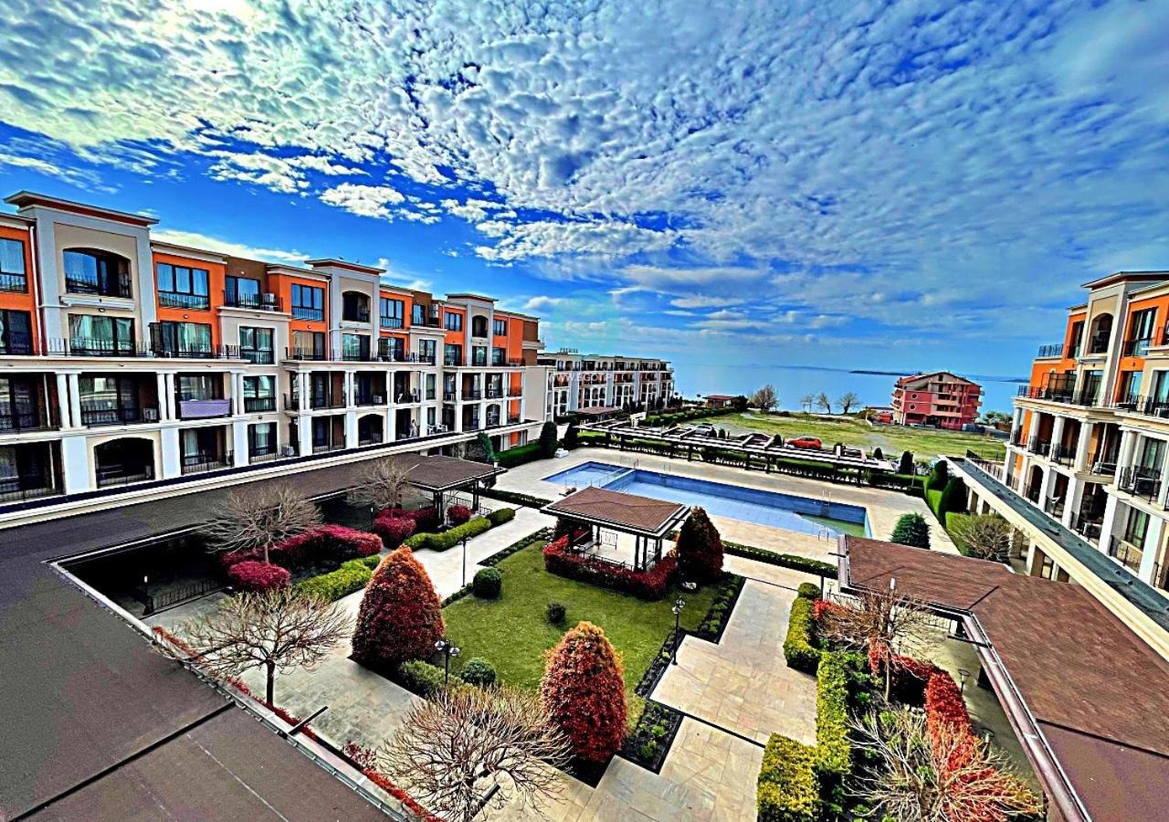 Premier Fort Beach - Premium Apartments Sveti Vlas Exterior foto